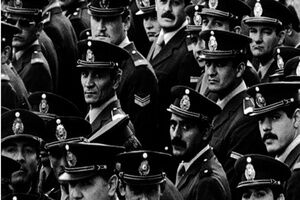 Vie. 24 y sáb. 25. «Haced con mi piel un tambor». La Periférica. Cía. de cómicos